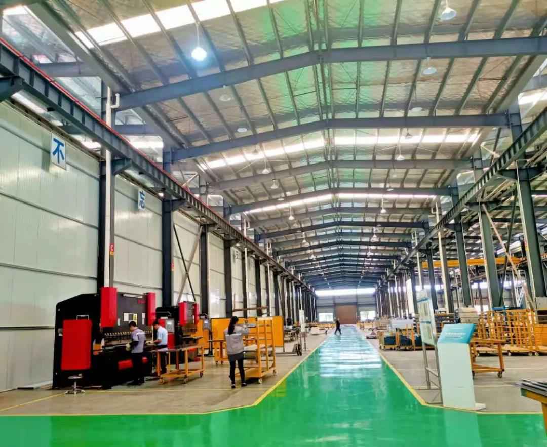 【开云手机站·网站网页版登入页面-开云(中国)湖南生产基地】热火朝天生产忙，高质高效产精品！​